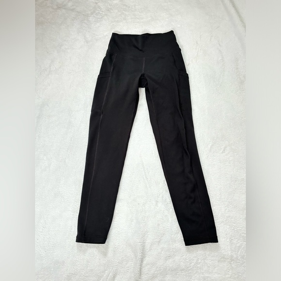Aerie Black Leggings High Waisted with‎ Pockets Athleisure Small Short - Picture 1 of 3